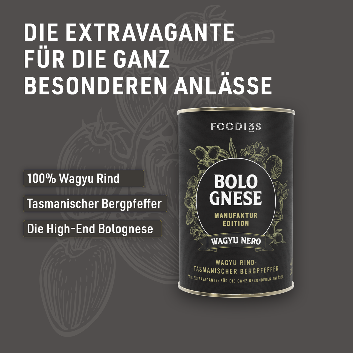 Blik Bolognese Wagyu Nero uit de Manufaktur Edition tegen een donkergrijze achtergrond